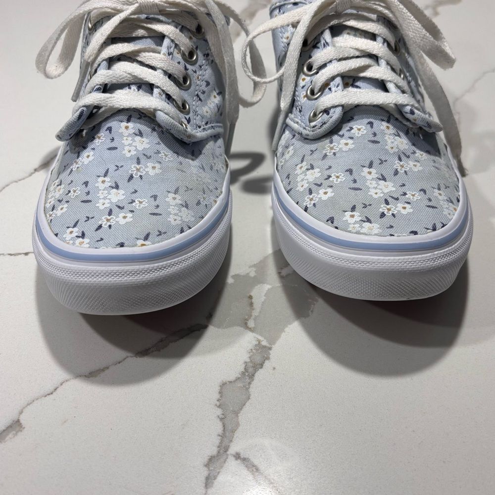 VANS Women’s Blue Floral Athletic Fashion Sneakers Skate Shoes Size 7.5 Daisies - Picture 5 of 12